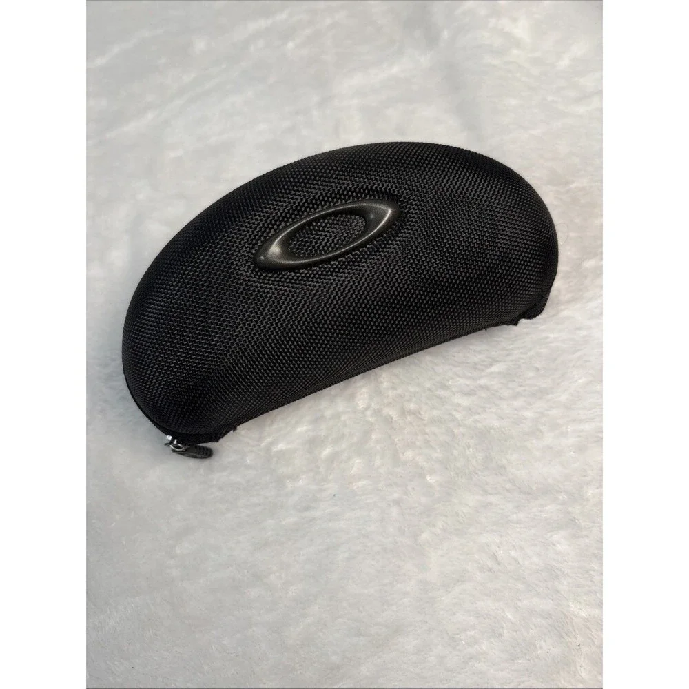 Oakley Hard Sunglasses Case W/Zipper Black w/ Grey Logo Eyewear Protector